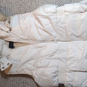 Banana Republic Women's Cream Vest Puffer Full Zip Removable Faux Fur Hood